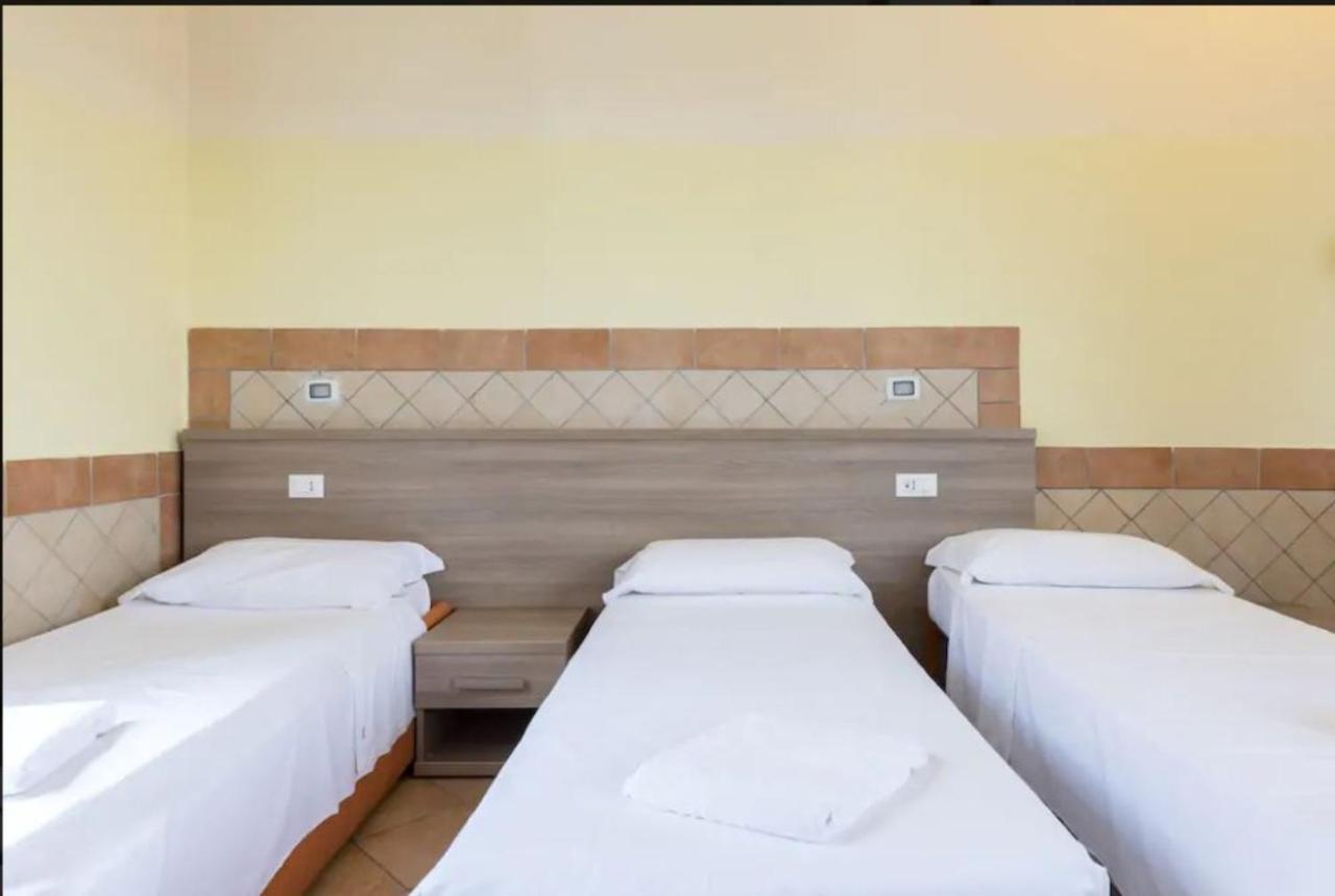 Double or Twin Room Private Bathroom